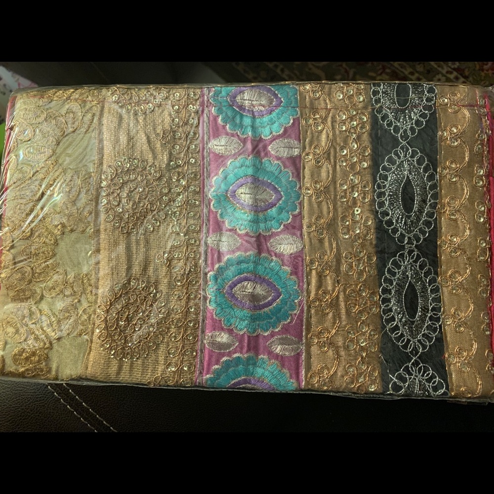 Clutch - Picture 3 of 6